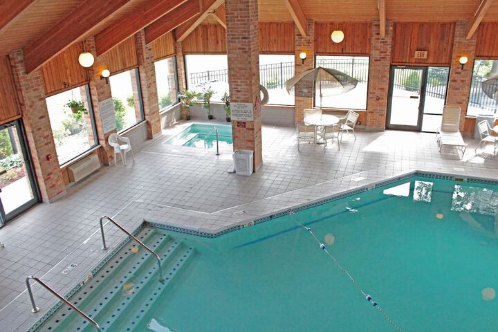 Pool 4 of 33