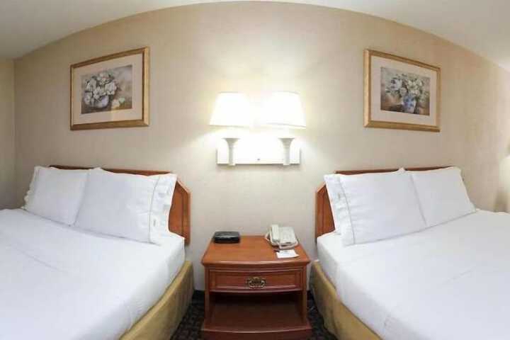 Room 39 of 55