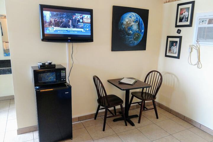Room 44 of 49