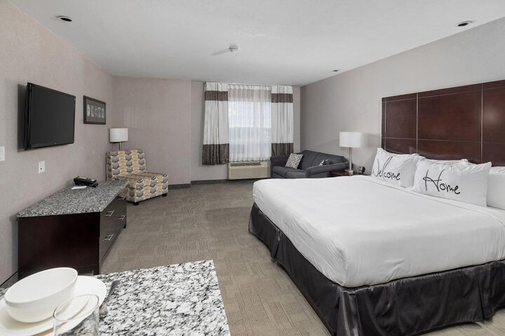 Room 18 of 37