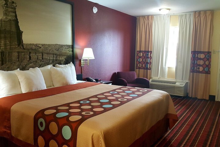 Room 21 of 31