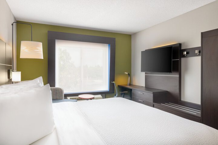 Room 40 of 67