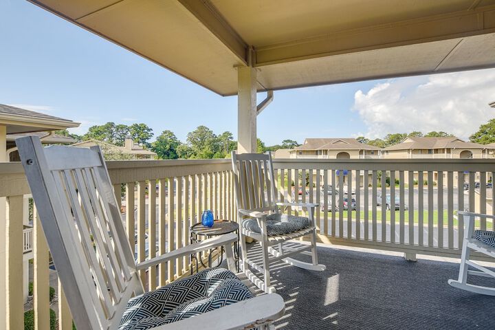 Little River Condo w / Pool Access - Near Beaches!