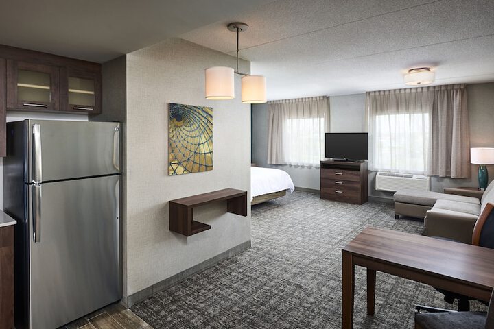 Staybridge Suites Niagara-On-The-Lake by IHG