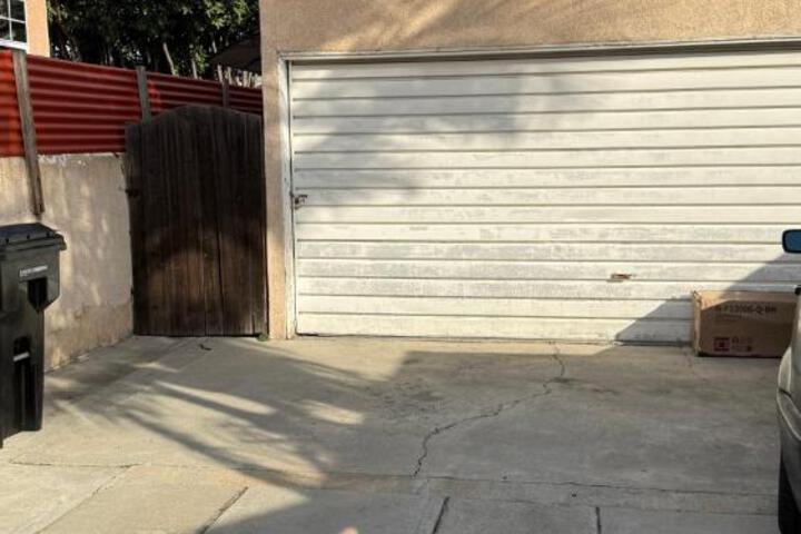 Private Sanctuary in Montebello