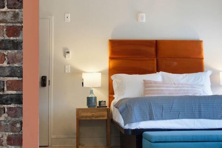 Room 120 of 164
