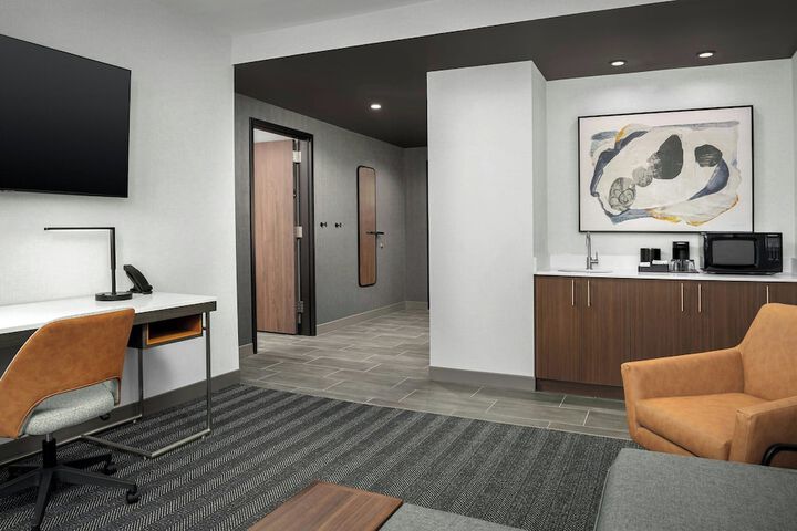 Room 46 of 70