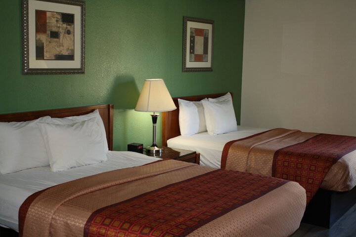 Room 42 of 62
