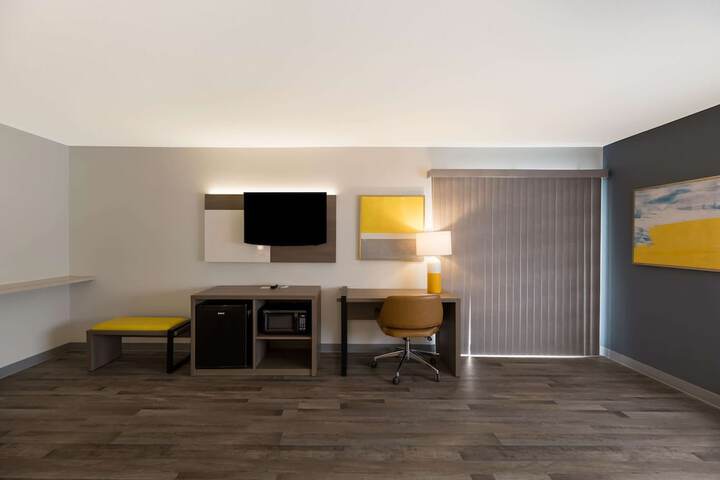 Quality Inn & Suites Artesia