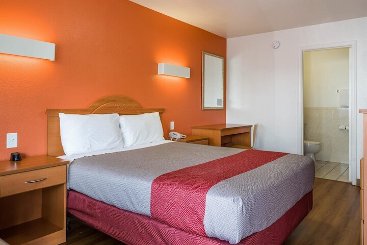 Motel 6 Concord CA