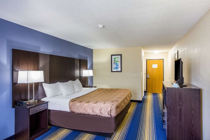 Room 19 of 36
