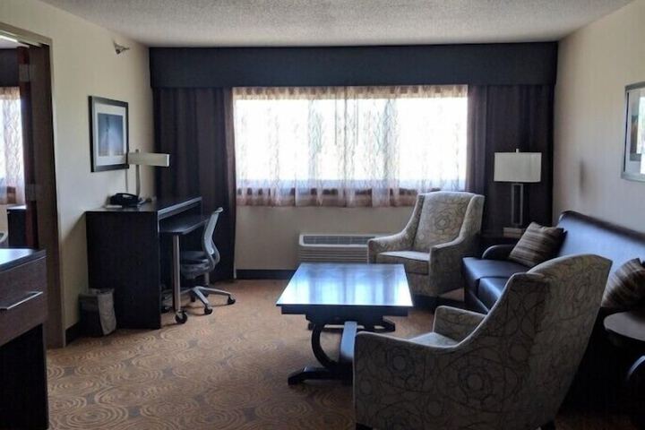 Room 15 of 44