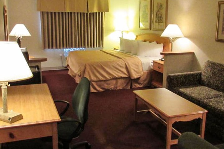 Room 32 of 92