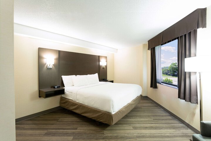 Room 31 of 32