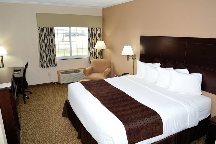 Room 34 of 43