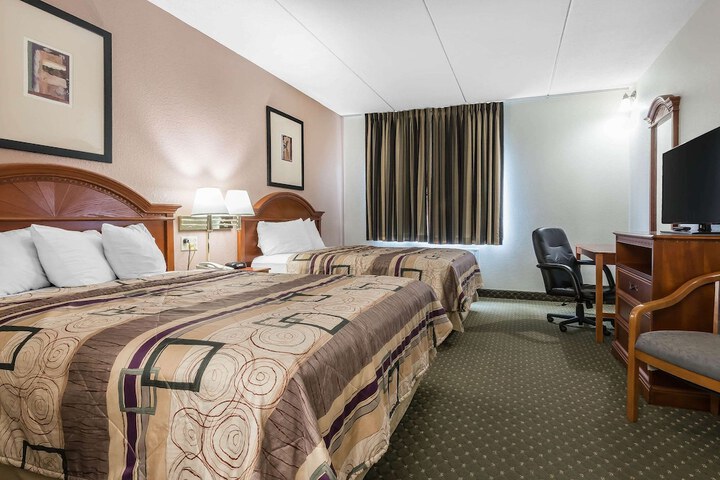 Room 12 of 29