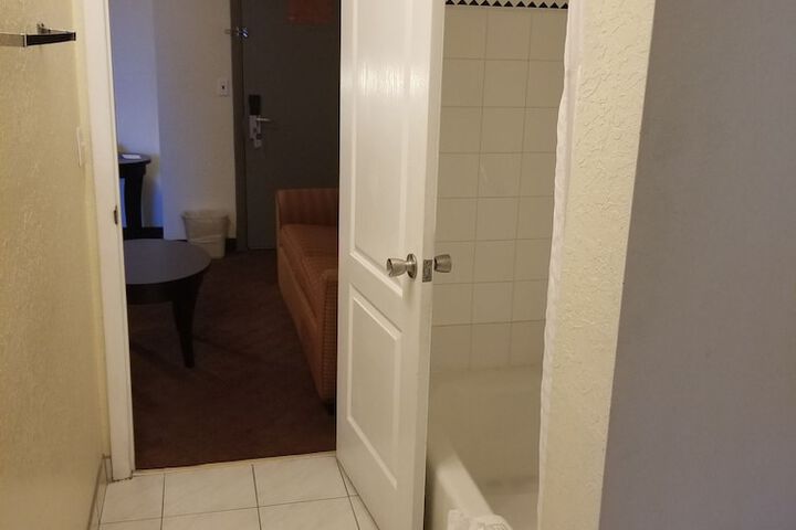 Room 58 of 115