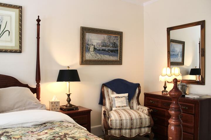 Room 19 of 46