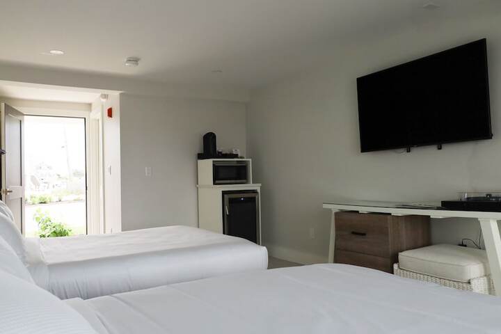 Room 18 of 29