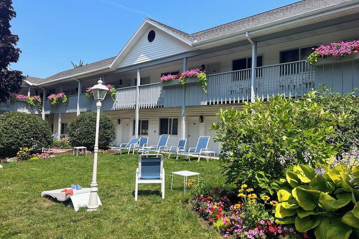 Hotel Exterior 60 of 67