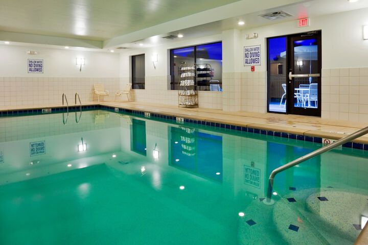 Pool 10 of 46