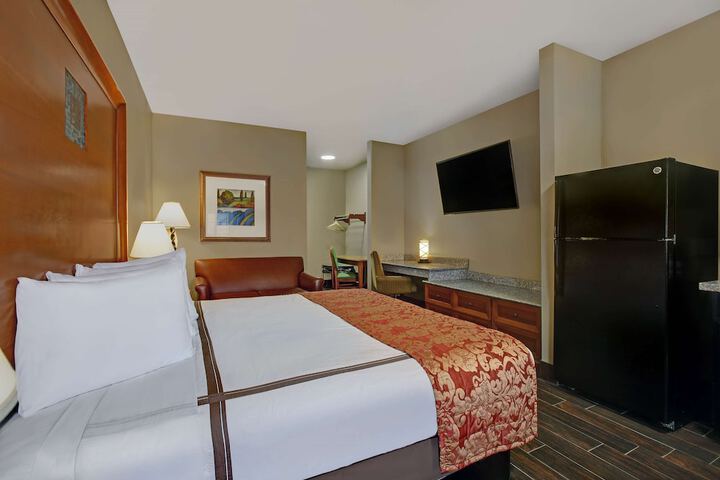Room 16 of 48