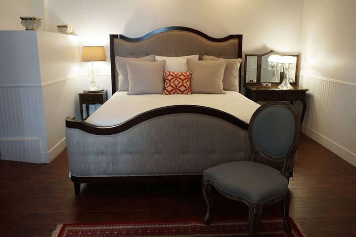 Room 21 of 76