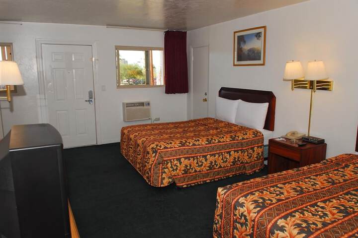 Room 22 of 34