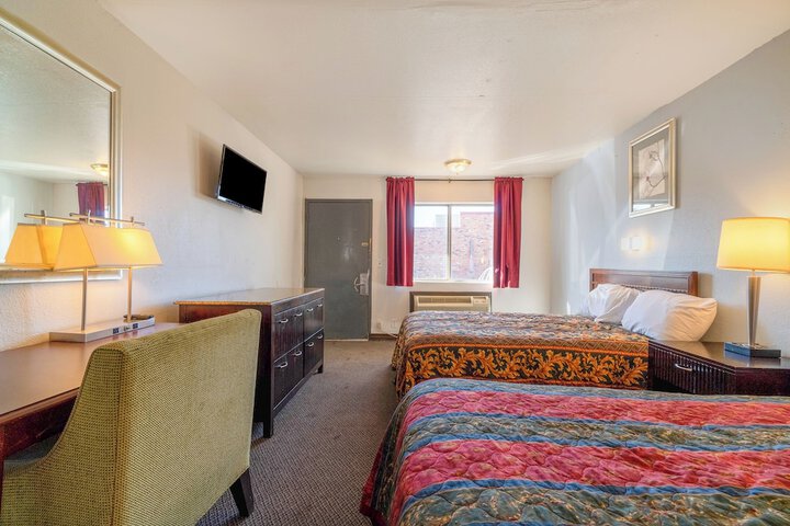 Room 110 of 123
