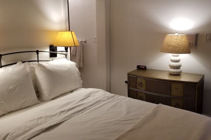 Room 196 of 238