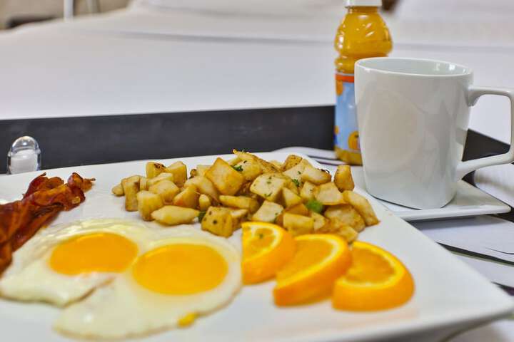 Breakfast/Coffee Service 53 of 61