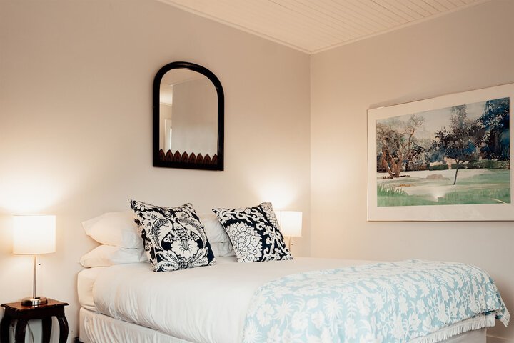 Room 4 of 52