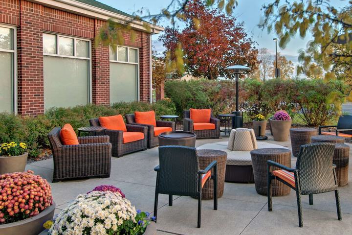 Hilton Garden Inn Detroit Metro Airport