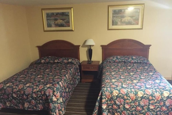 Room 2 of 11