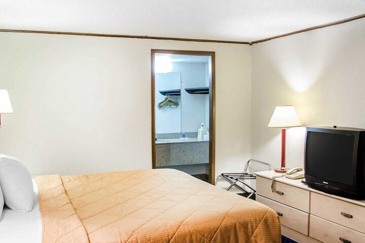 Room 40 of 57