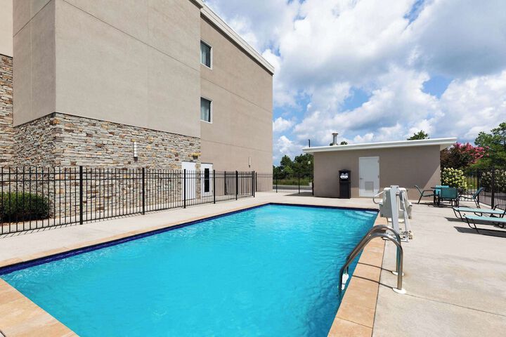 Pool 7 of 50