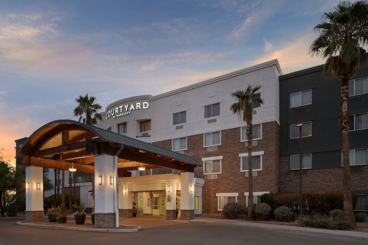 Hotel 2 of 43