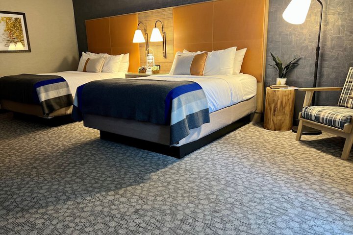 Riverhouse Lodge