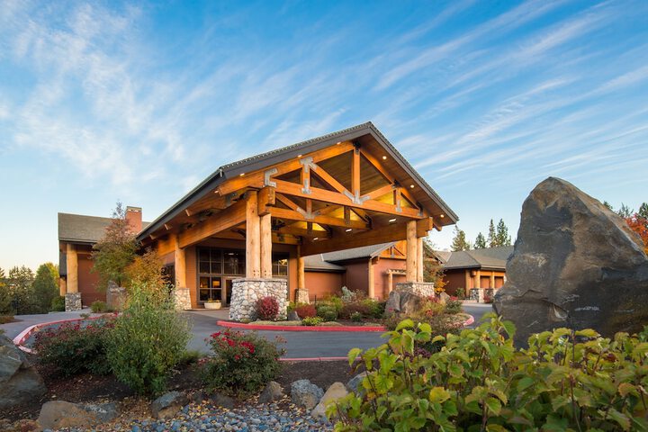 Riverhouse Lodge