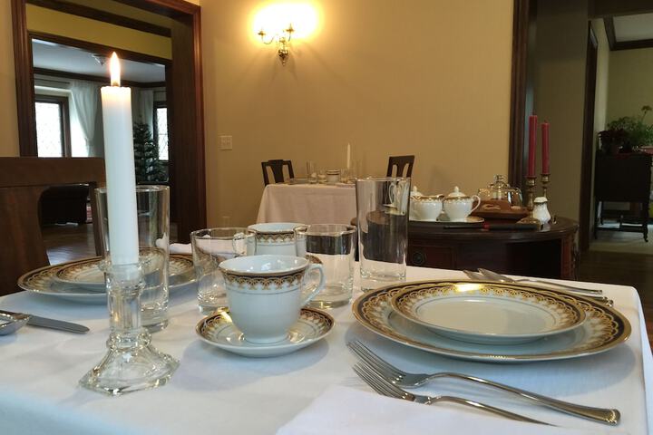 Dining 14 of 17