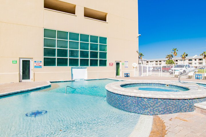 Pool 5 of 65