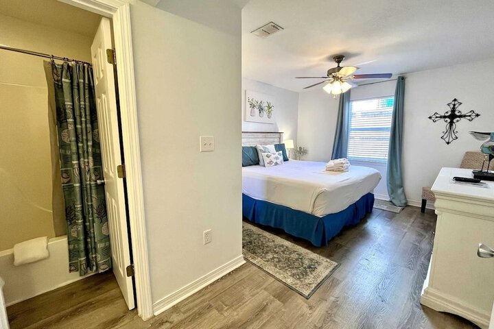 Room 20 of 25
