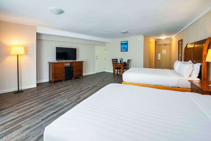 Room 29 of 151