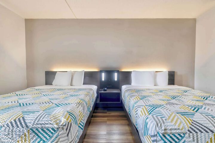Room 12 of 29