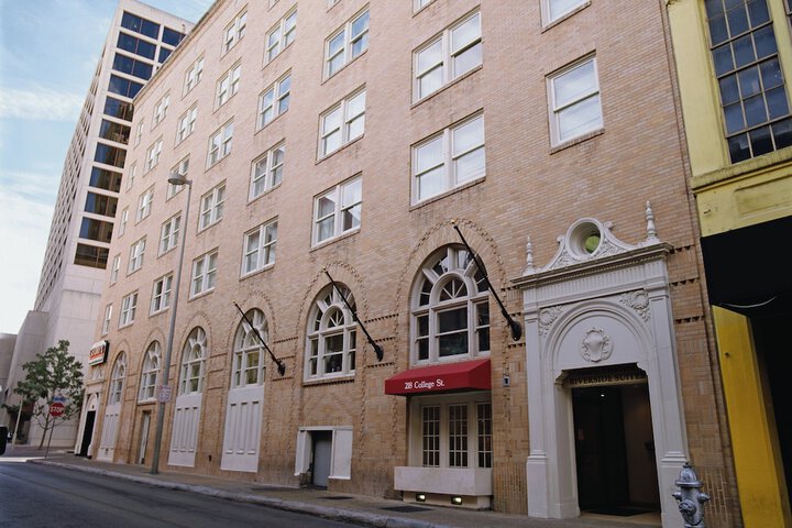 Hotel 2 of 19