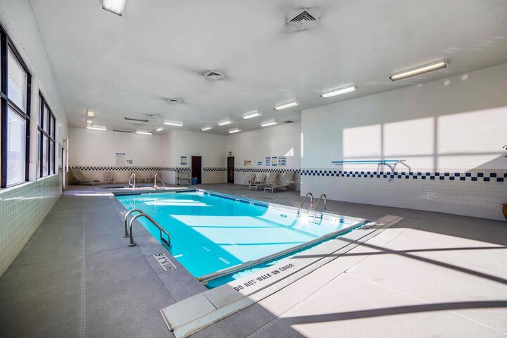 Pool 7 of 37