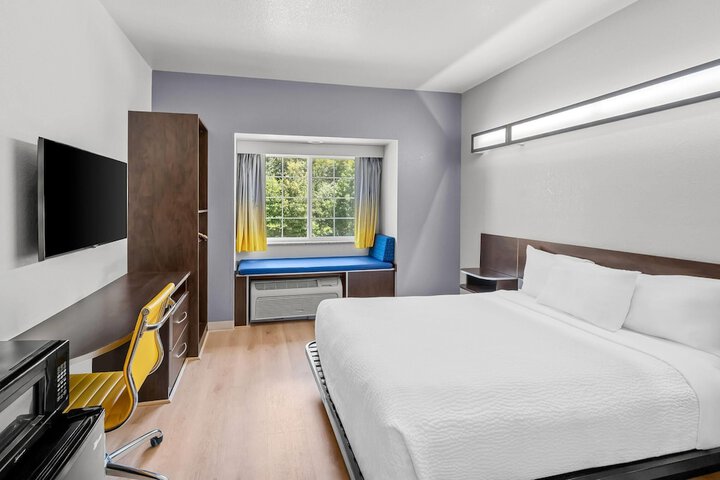 Microtel Inn & Suites by Wyndham Searcy