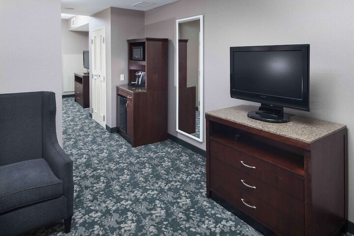 Room 18 of 34