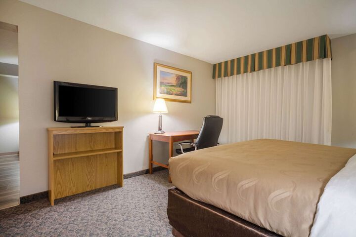 Room 27 of 60