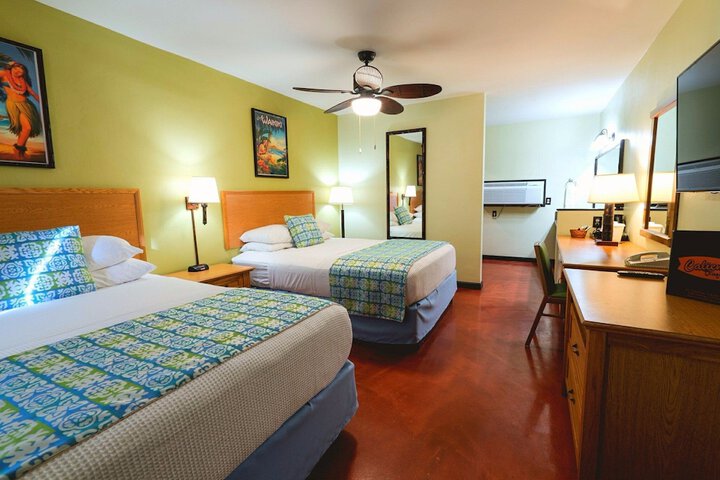 Room 53 of 107